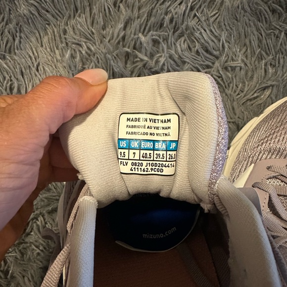 Mizuno Womens Wave Inspire 16 Waveknit R2 411003 1601 Pink Running NWT size 9.5 - Picture 2 of 3